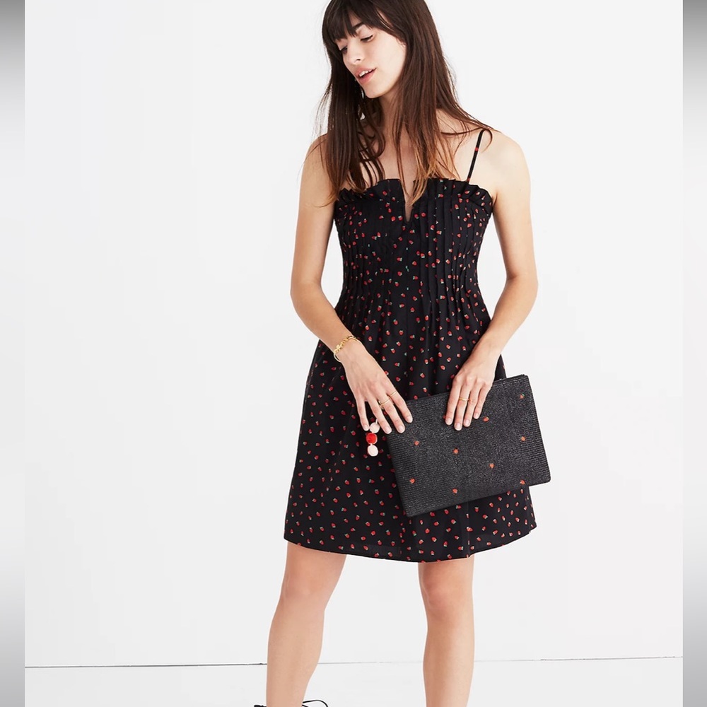 Madewell Pintuck Cami Dress in Fresh Strawberries